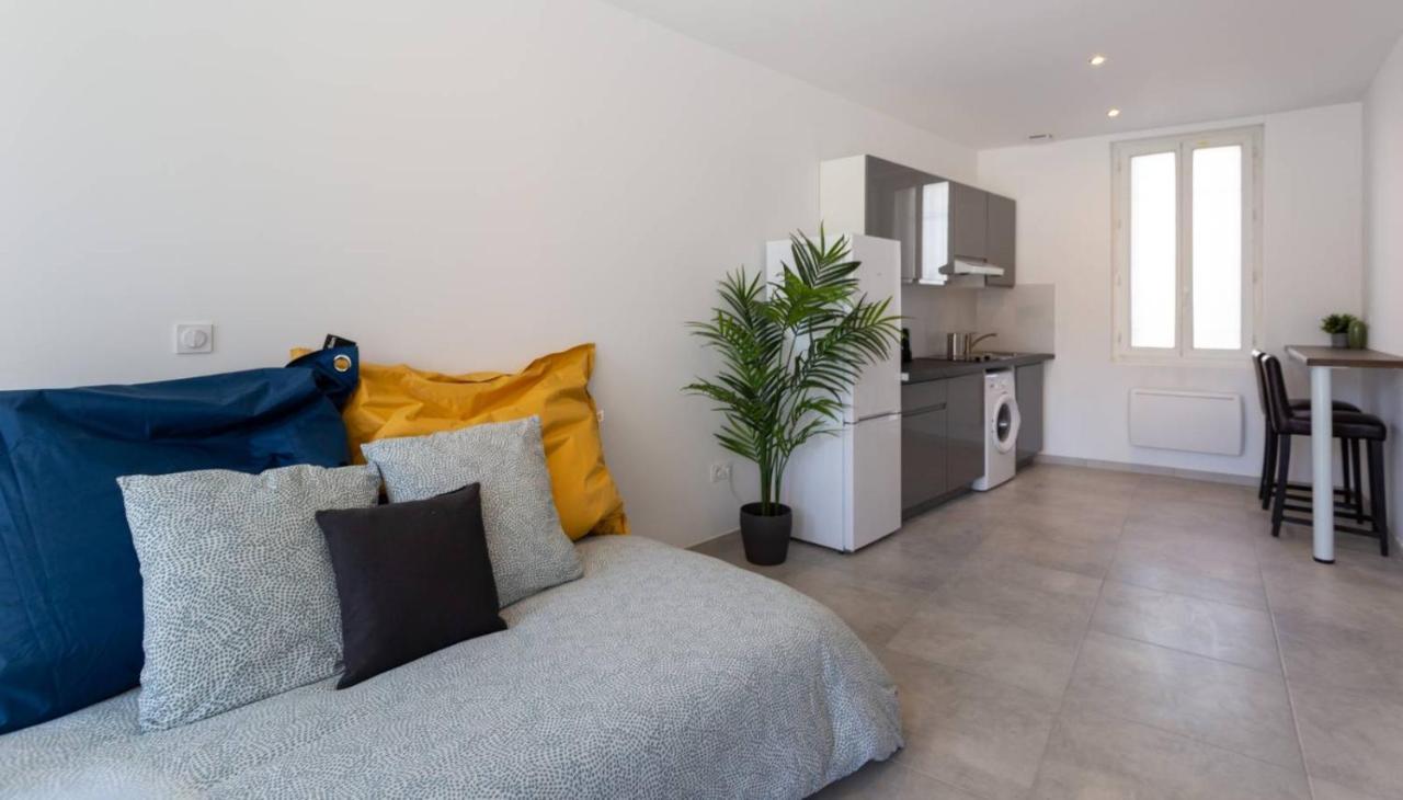 Maxbnb - Climatise - Grand Studio 37M2 & Terrasse 30M2 - Est Toulon Bagian luar foto